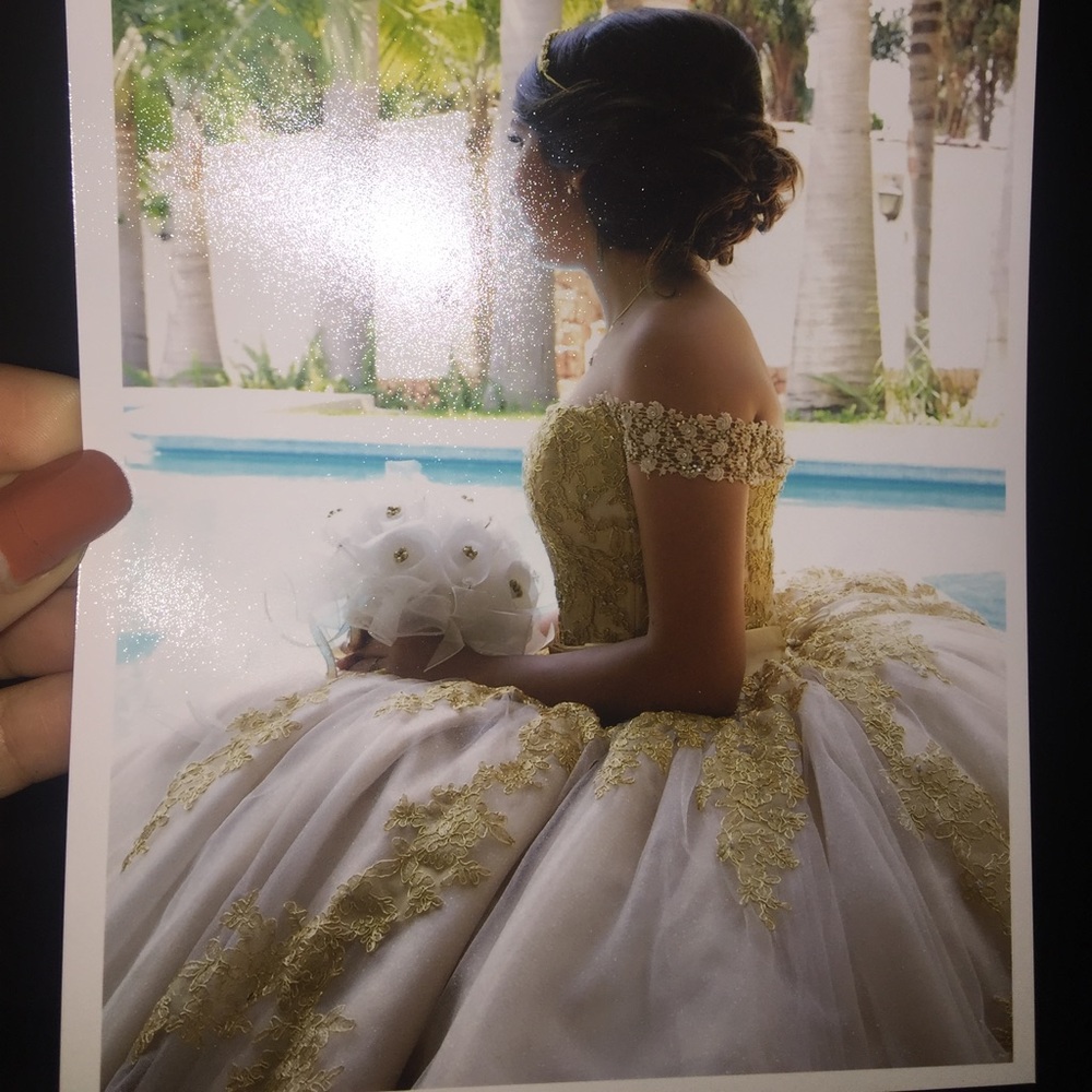 Dress - Picture 8 of 8